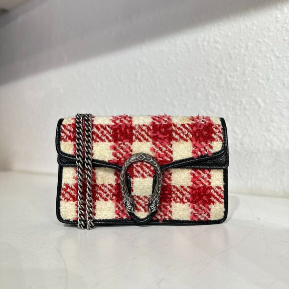 Gucci Handbags - Gucci Super Mini Dionysus Shoulder Bag Crossbody